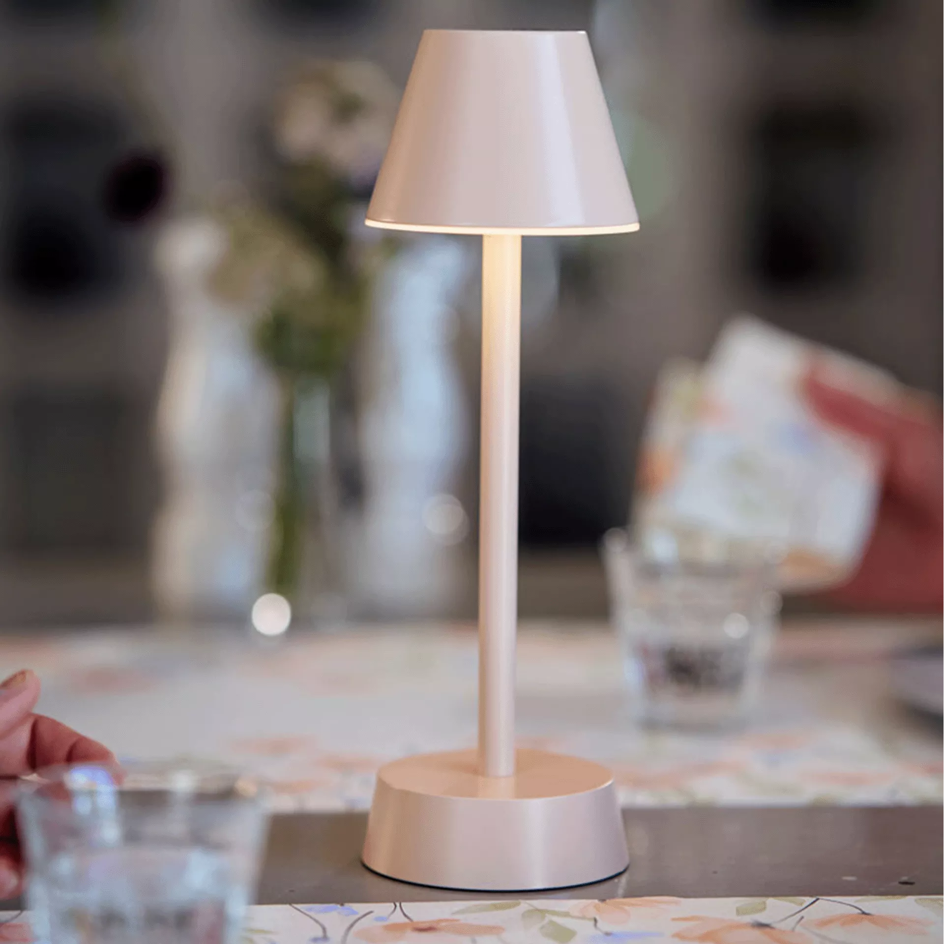 Led Lampe | Zelda Soft Pink h 32 cm Ø 10,3 cm